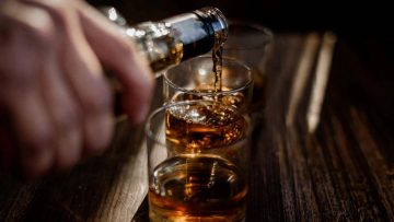 Sahte içki karmaşası: Ünlü viski, Bakanlığın ‘hileli ürün’ listesine girdi ve çıktı