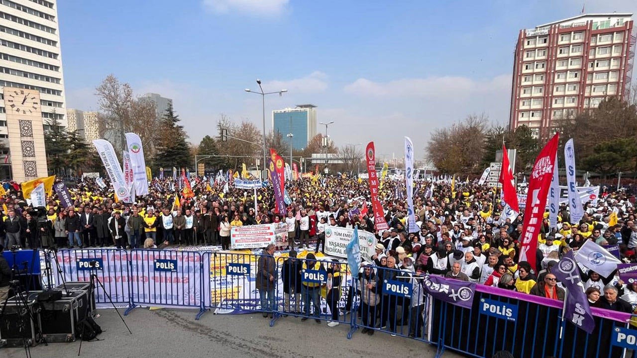 Rejimi bitirecek irade meydanda..Halk gönderecek