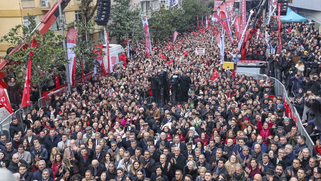 Tek çare var halk muhalefeti.. ‘Tek adam’ı yeneceğiz