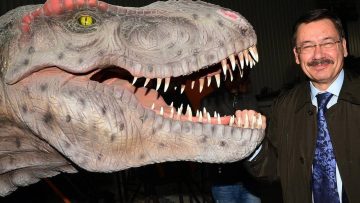 Başkentte T-Rex usulsüzlüğü: Para yutan dinozorlar