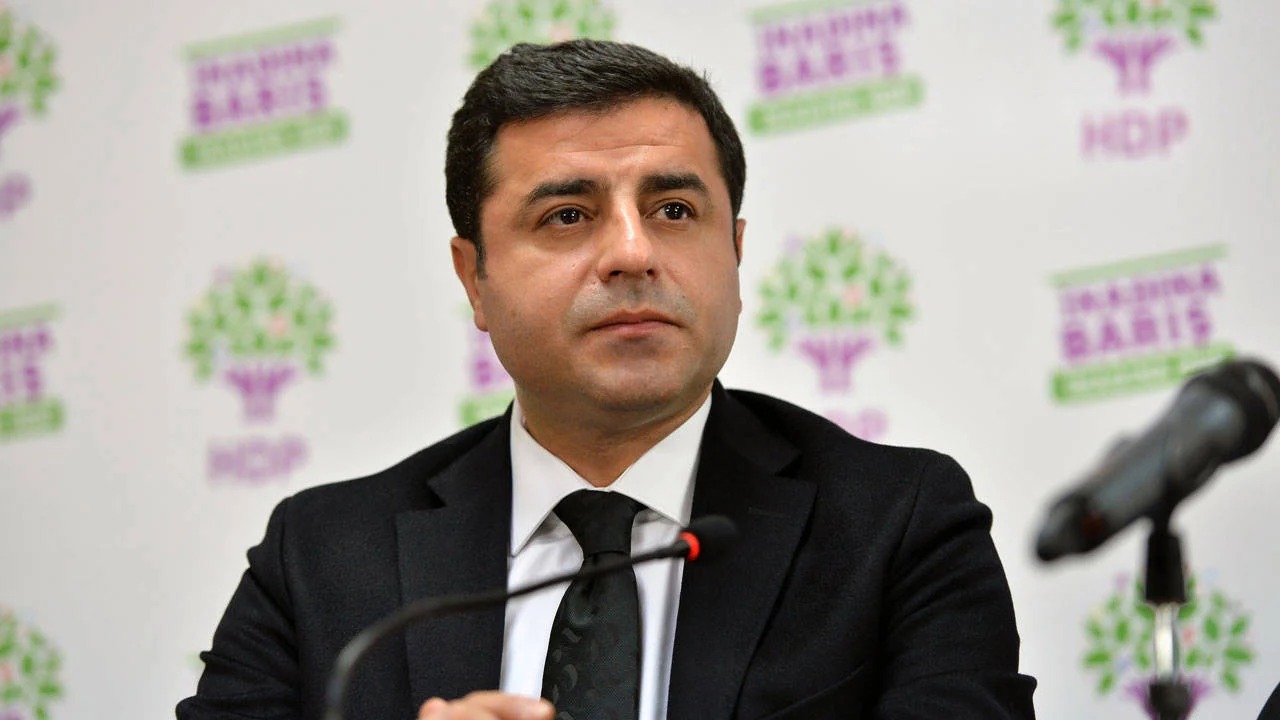 Selahattin Demirtaş, Grand Kartal Otel yangınını yazdı